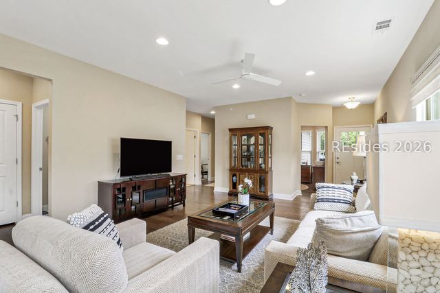 259 Northlake Village Ct, Okatie, SC 29909