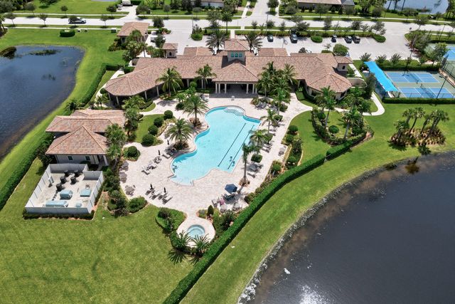 5021 Monroe Circle, Vero Beach, FL 32967