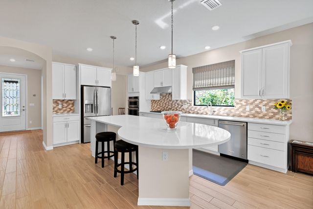 5021 Monroe Circle, Vero Beach, FL 32967
