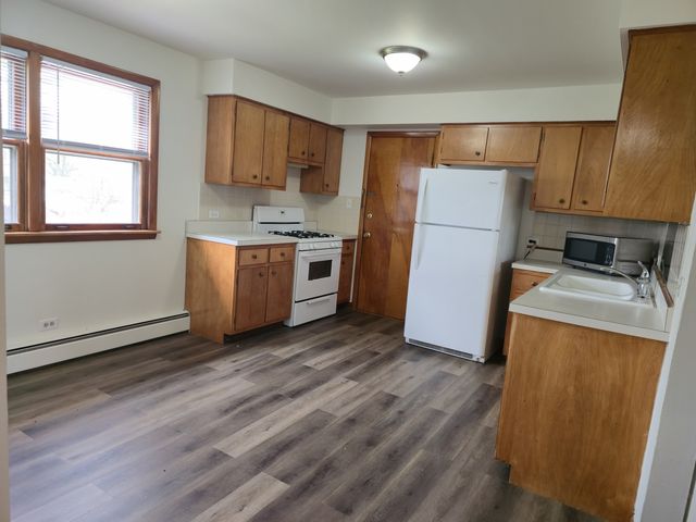 517 Bethel Drive 2S, Joliet, IL 60435