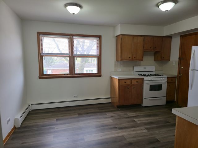 517 Bethel Drive 2S, Joliet, IL 60435