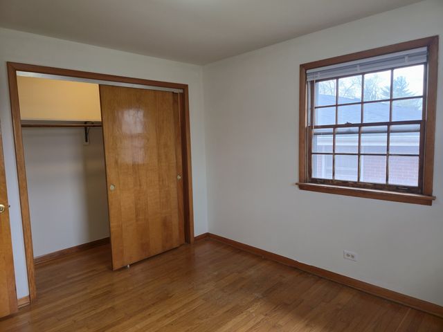 517 Bethel Drive 2S, Joliet, IL 60435