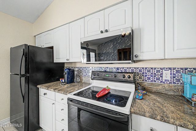 2623 E ROMA Avenue, Phoenix, AZ 85016