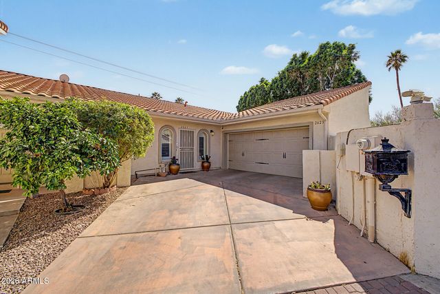 2623 E ROMA Avenue, Phoenix, AZ 85016