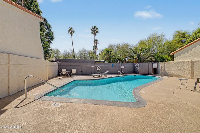 2623 E ROMA Avenue, Phoenix, AZ 85016