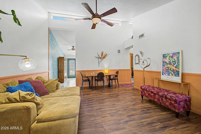 2623 E ROMA Avenue, Phoenix, AZ 85016