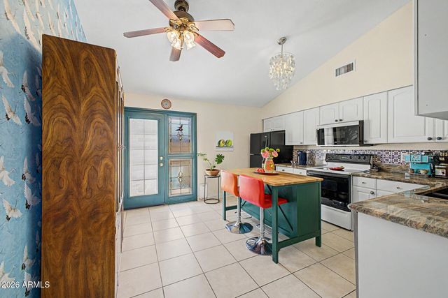 2623 E ROMA Avenue, Phoenix, AZ 85016