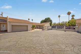 2623 E ROMA Avenue, Phoenix, AZ 85016