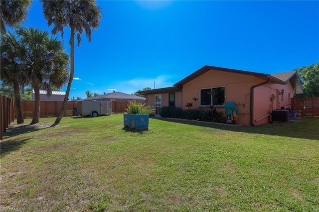 4791 Zana DR, Fort Myers, FL 33905