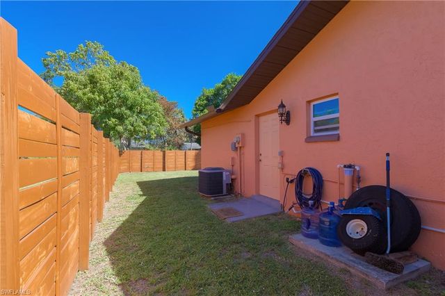 4791 Zana DR, Fort Myers, FL 33905