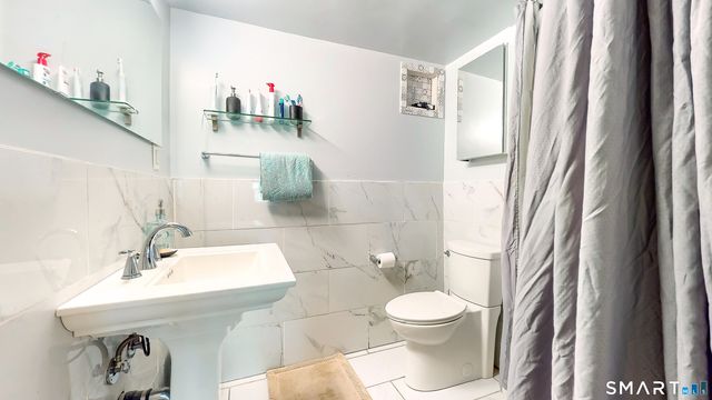 25 Cartright Street 5D, Bridgeport, CT 06604