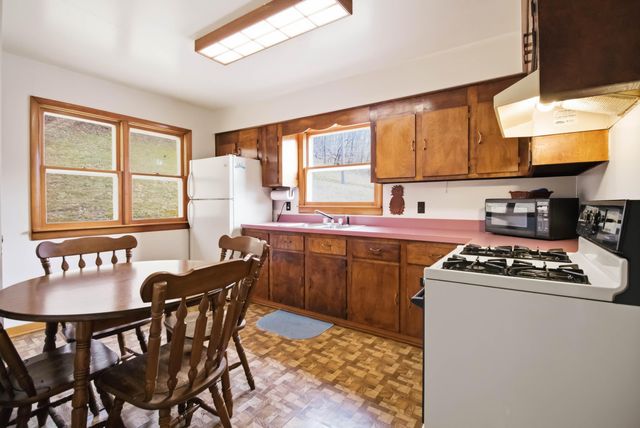 68 Star Gap Road, Stanton, KY 40380