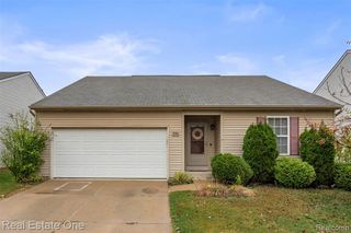 8586 Cass River Drive, Fowlerville, MI 48836