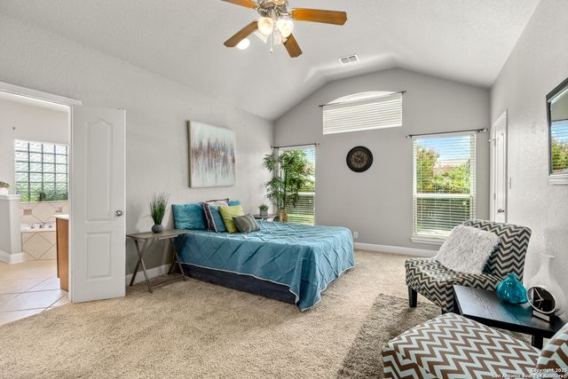 10500 Hunter Heights, Schertz, TX 78154