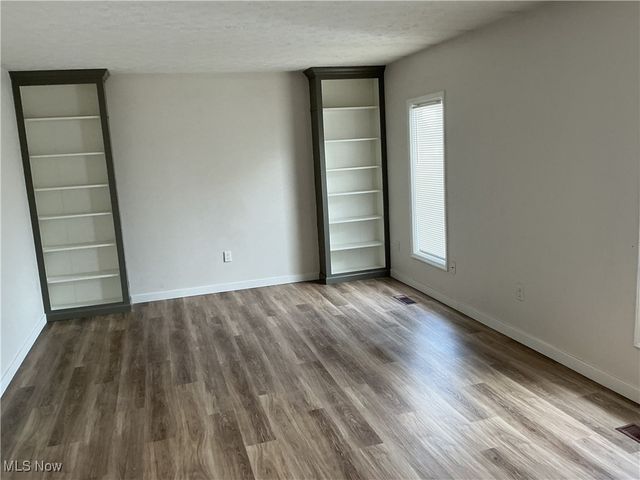 88 N Carpenter Road, Brunswick, OH 44212