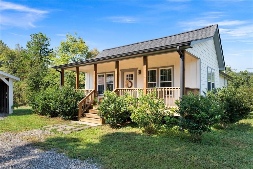 1224 Hall Station NW Road, Adairsville, GA 30103