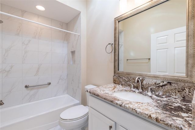 3284 LOWE COURT, The Villages, FL 32163