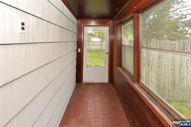 10 Williamson Place, Fair Lawn, NJ 07410