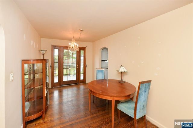 10 Williamson Place, Fair Lawn, NJ 07410