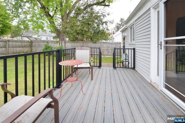 10 Williamson Place, Fair Lawn, NJ 07410