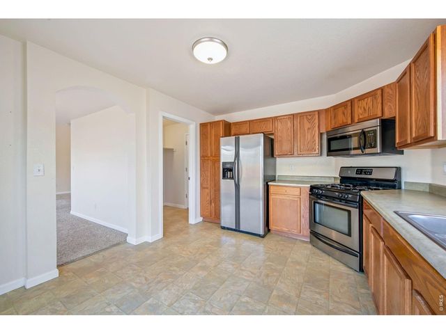 426 Heritage Ln, Johnstown, CO 80534