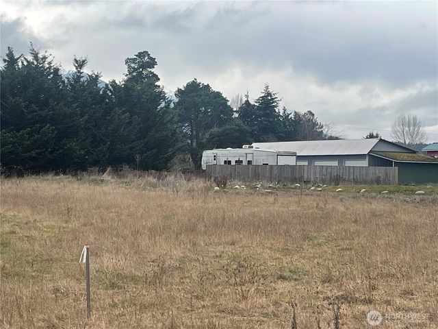 999 Savanana Soleil Way, Sequim, WA 98382