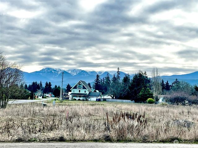 999 Savanana Soleil Way, Sequim, WA 98382