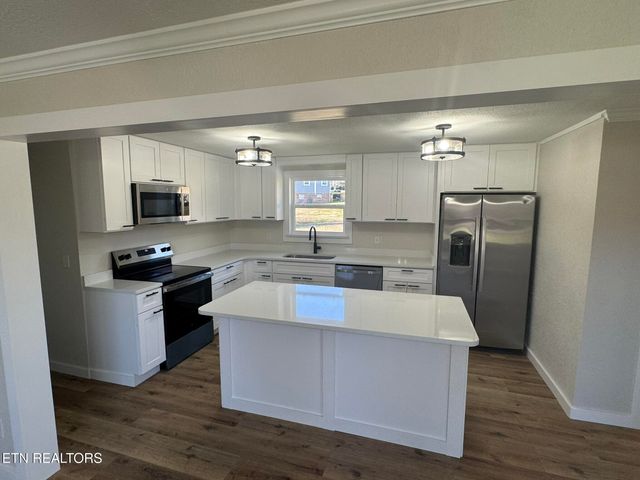 263 County Road 500, Englewood, TN 37329