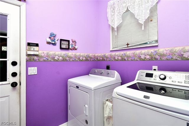 836 Worth AVE S, Lehigh Acres, FL 33974
