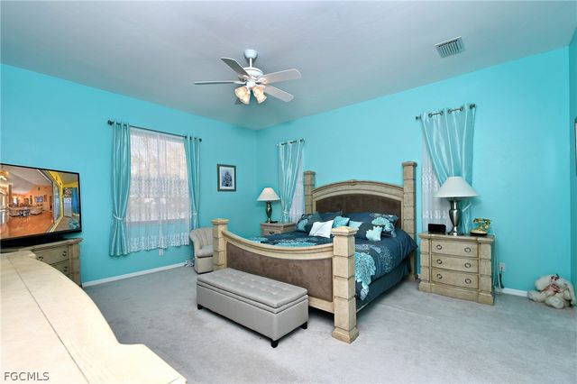836 Worth AVE S, Lehigh Acres, FL 33974