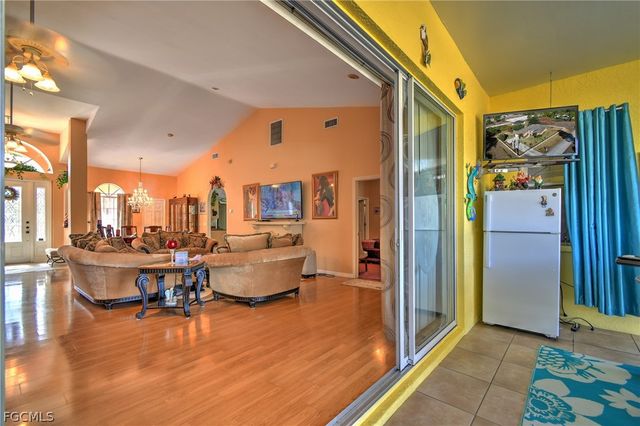836 Worth AVE S, Lehigh Acres, FL 33974