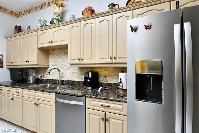 836 Worth AVE S, Lehigh Acres, FL 33974