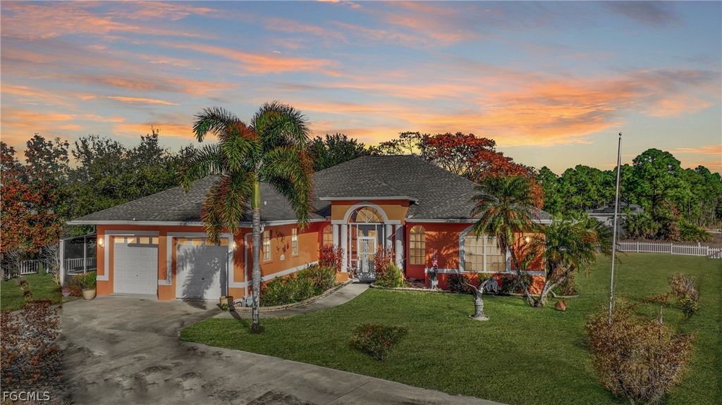 836 Worth AVE S, Lehigh Acres, FL 33974