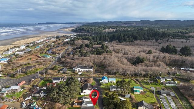4787 forwood Avenue, Pacific Beach, WA 98571