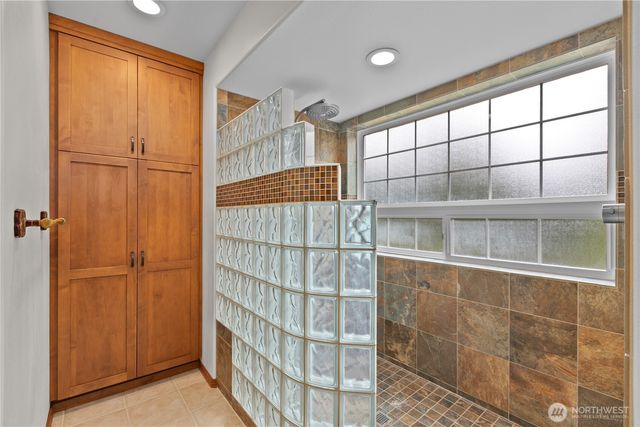 7301 199th Street SE, Snohomish, WA 98296