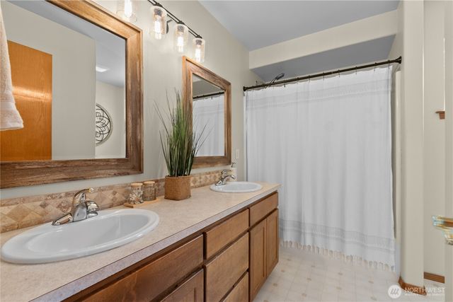 7301 199th Street SE, Snohomish, WA 98296