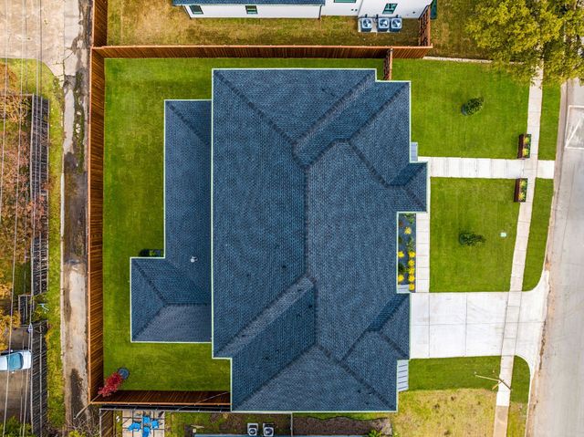 3627 Merrell Road, Dallas, TX 75229