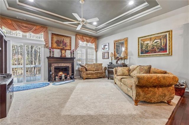 901 Overlook TER, Carrollton, VA 23314