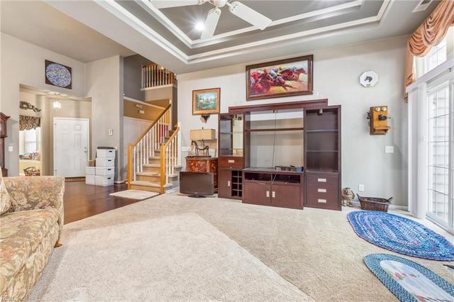 901 Overlook TER, Carrollton, VA 23314