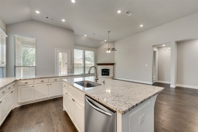 3916 Ironbark Way, Mckinney, TX 75071