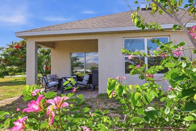 258 RIO DE JANEIRO AVENUE, Punta Gorda, FL 33983