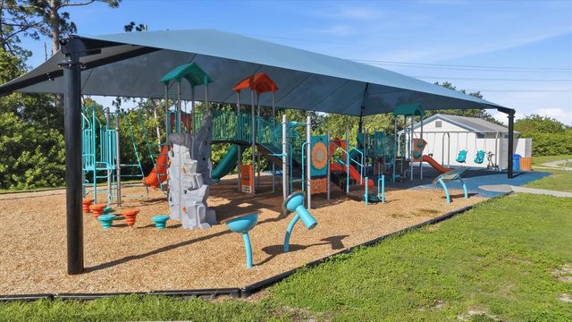 258 RIO DE JANEIRO AVENUE, Punta Gorda, FL 33983
