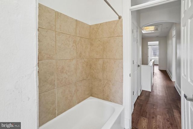 1408 NEWTON ST NW, Washington, DC 20010