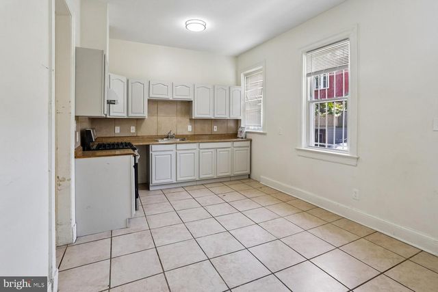 1408 NEWTON ST NW, Washington, DC 20010