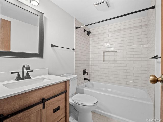 7780 W 38th Avenue 204, Wheat Ridge, CO 80033