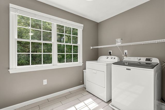 41 Fairway Drive, Woburn, MA 01801