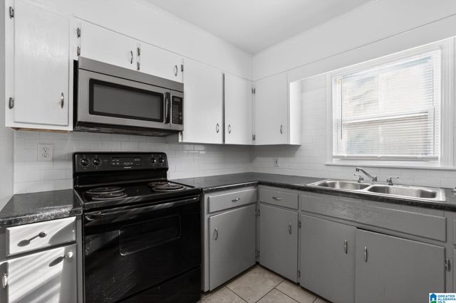 8313 3RD AVENUE S, Birmingham, AL 35206