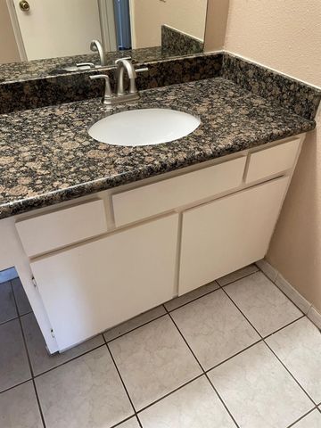 2121 Hepburn Street 1224, Houston, TX 77054
