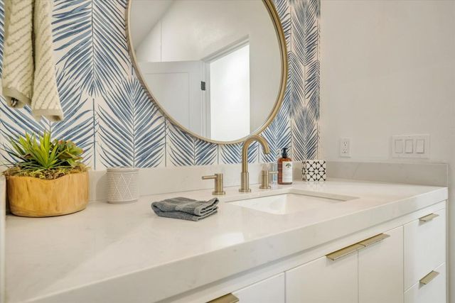 50700 Calle Paloma, La Quinta, CA 92253