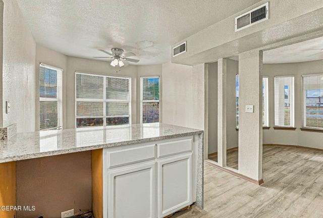 6361 Bea Martinez, El Paso, TX 79932